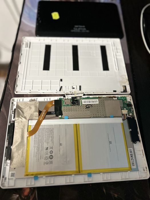 2 tablete defecte – Acer + Serioux – pentru piese / reparație
