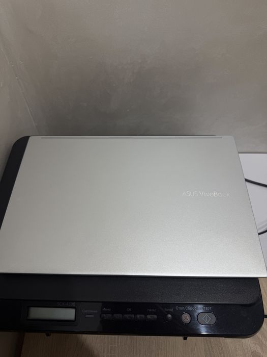 Asus Vivobook ноутбук
