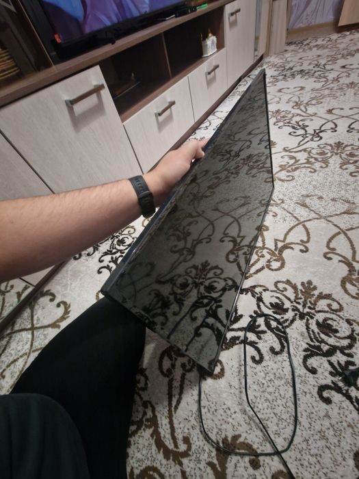 Продам телевизор