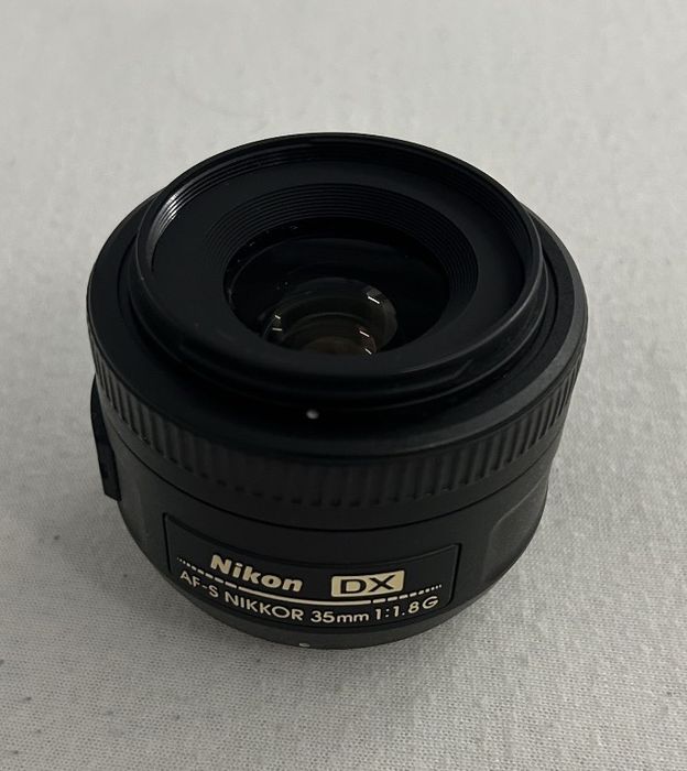 Obiectiv nikon 35 1.8