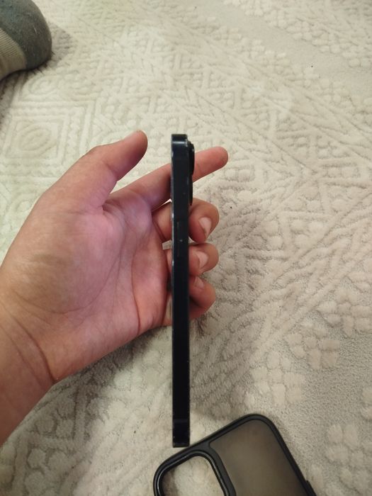Продам iPhone 14/128gb