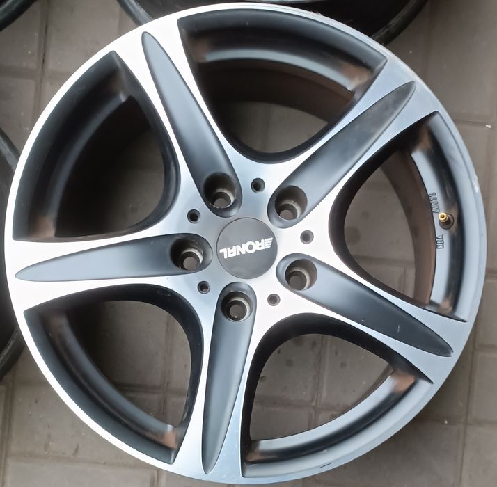 Диски на Крайслер Вояджер R18