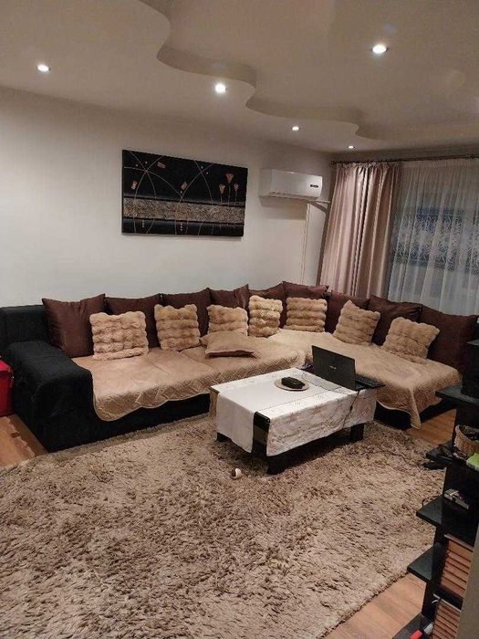 Apartament 3 camere decomandat/2bai