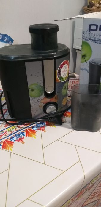 Продам соковыжималку