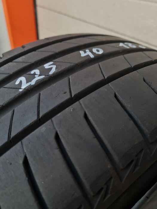 Летни гуми 2 броя BRIDGESTONE Turanza T005 225 40 R18 дот 3519