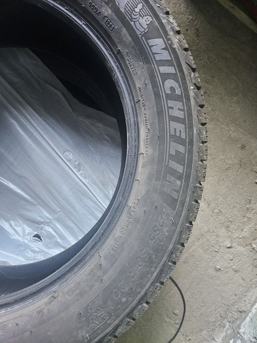 Продам зимние шины