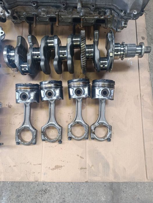 Части за двигател Toyota 2.0 D4D - 1AD / Тойота