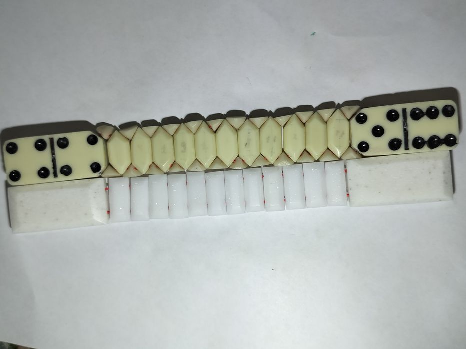 Продаю сразу двух перекидных четок