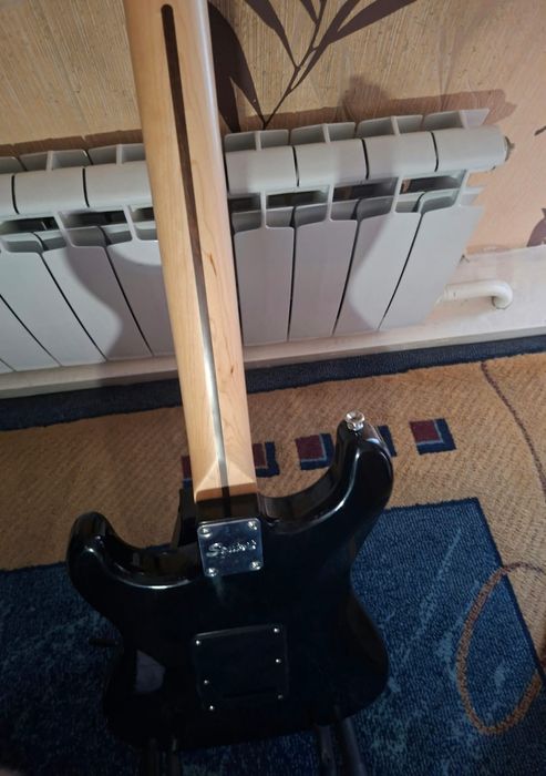 Электро гитара Squier Stratocaster Bullet