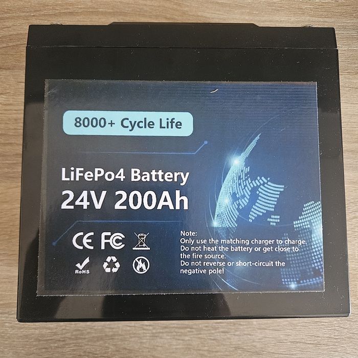 Baterie LiFePo4 24V 200Ah