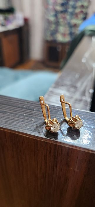 Серьги с искусственным бриллиантом СССР