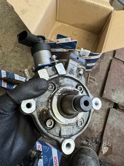 Injectoare plus pompa inalte audi a5