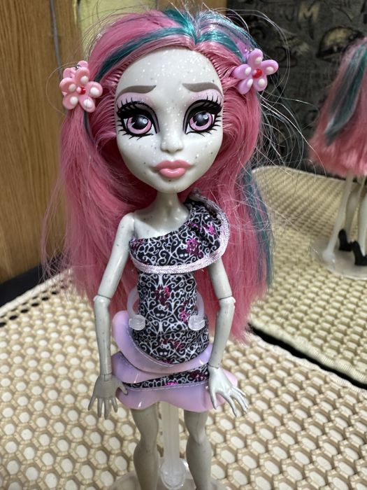 Продам куклу монстр хай!