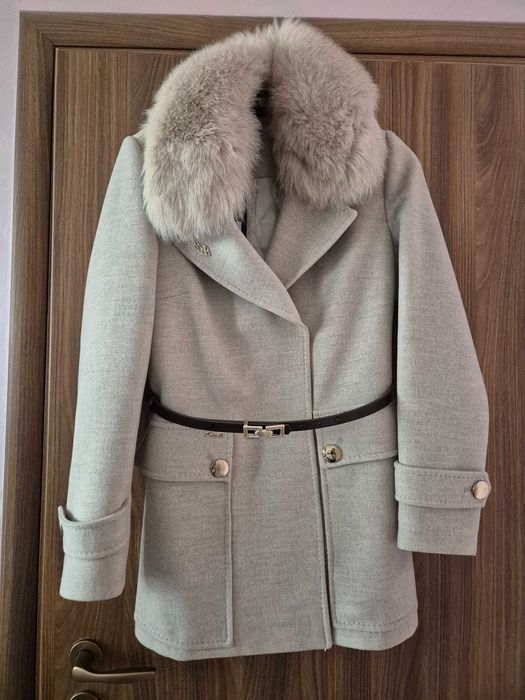 Ново дамско палто на Carmina