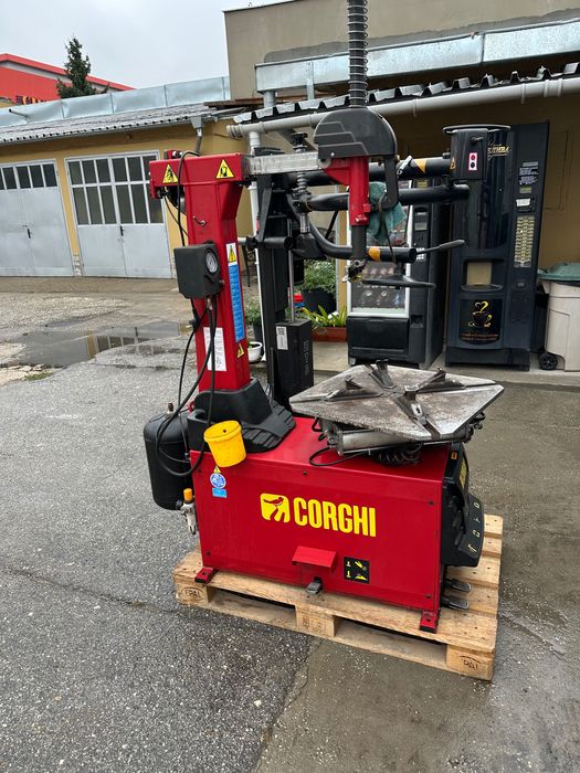 CORGHI Гумодемонтажнамашина