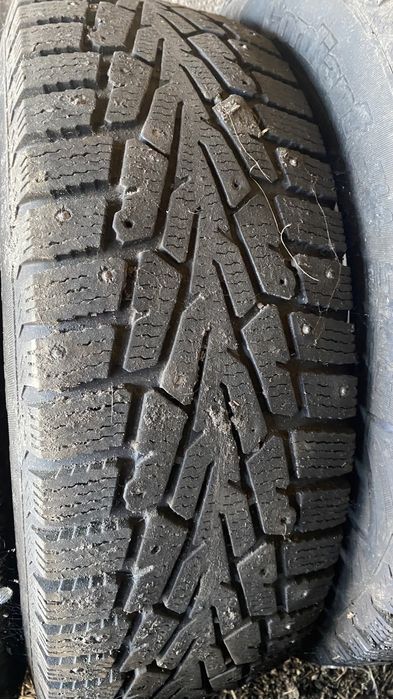 Продам шины 215/65/16