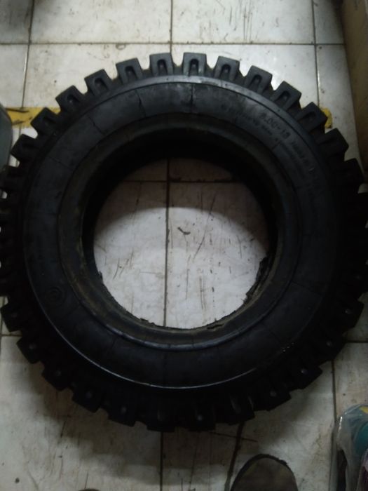 Шины на погрузчик 6,00- 13