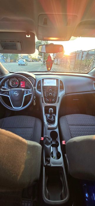 Opel astra j 2013 1.7