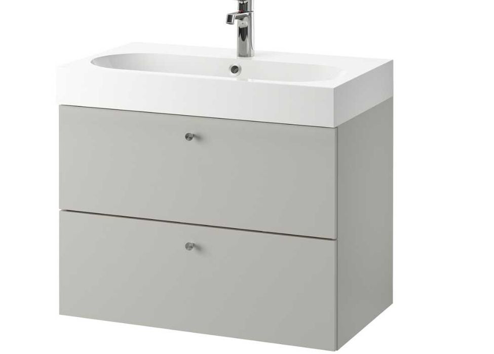 Нов шкаф за баня Ikea