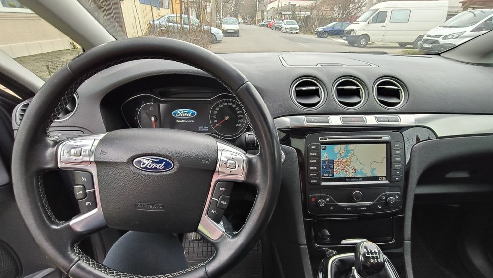 Ford S Max 2012 manuală 2.0 diesel 165 cai