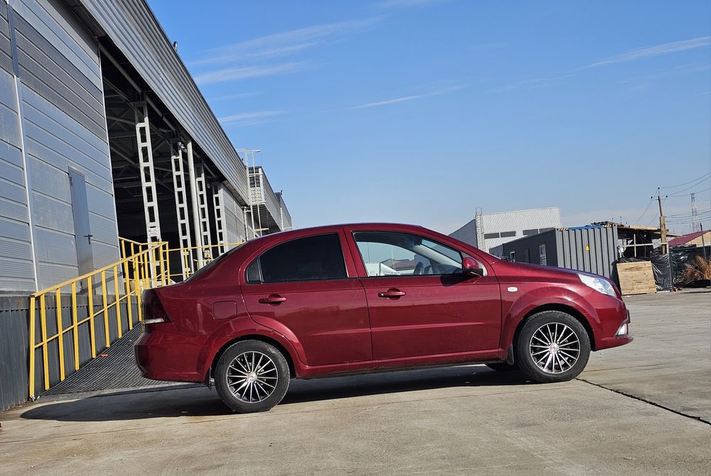 NEXIA 3 MT 2020 Navarotli srochna