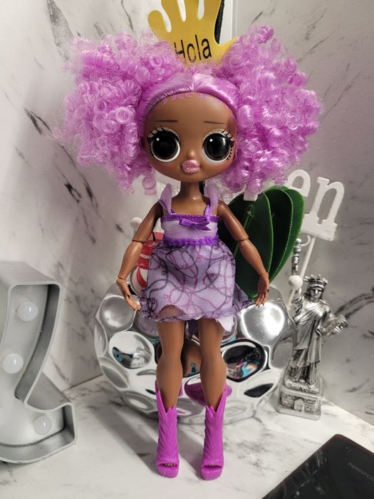 Papusa Lol Omg pt fete