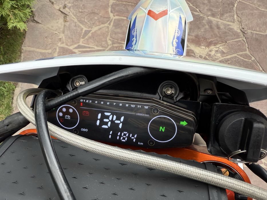 Kews эндуро 300 кубов в отличном состоянии