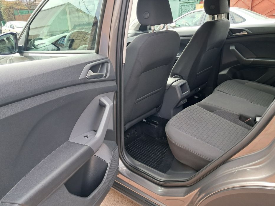 VOLKSWAGEN T-CROSS  - 2021 - STARE CA NOUĂ  - -  76 .000 KM - Unic Proprietar -Full Optiuni -