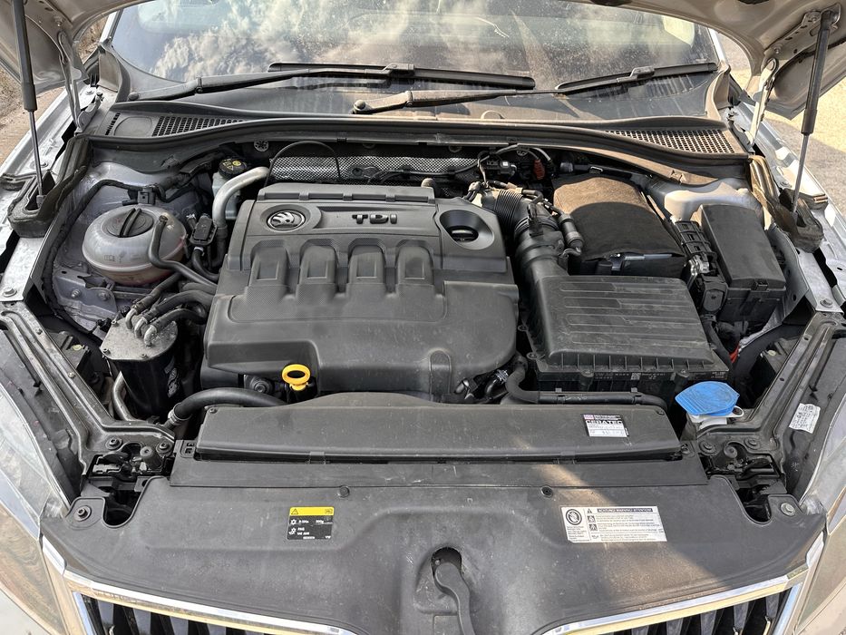 Шкода супърб 2.0тди дсг на части / skoda superb 2.0tdi dsg