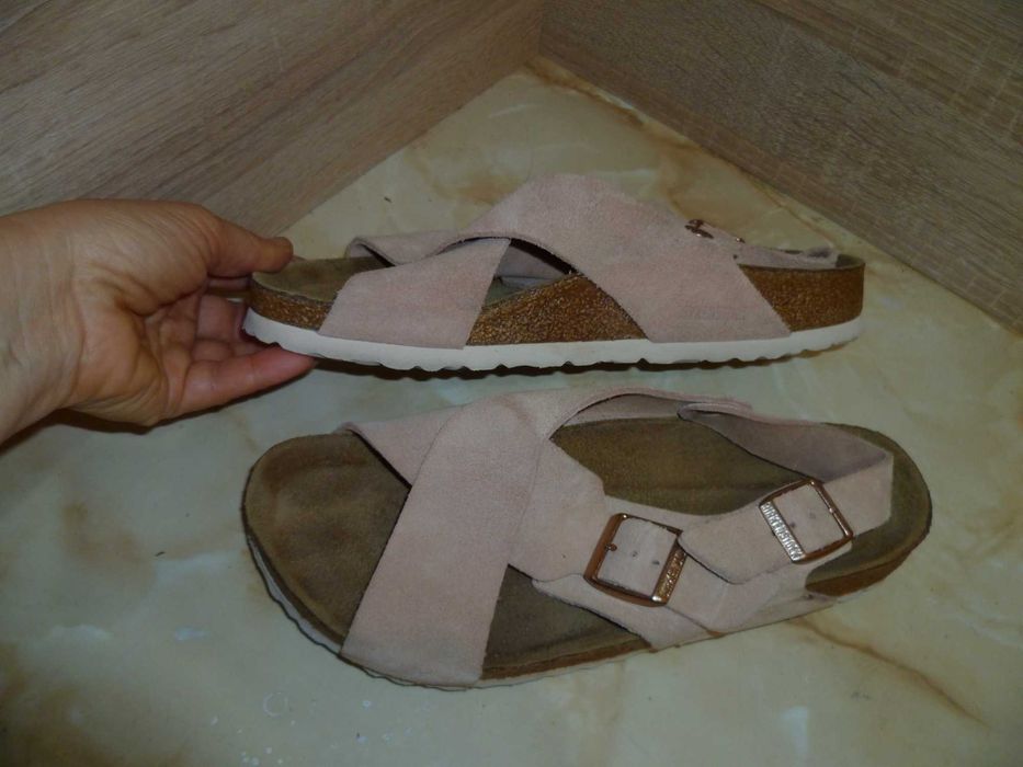 BIRKENSTOCK сандали №39