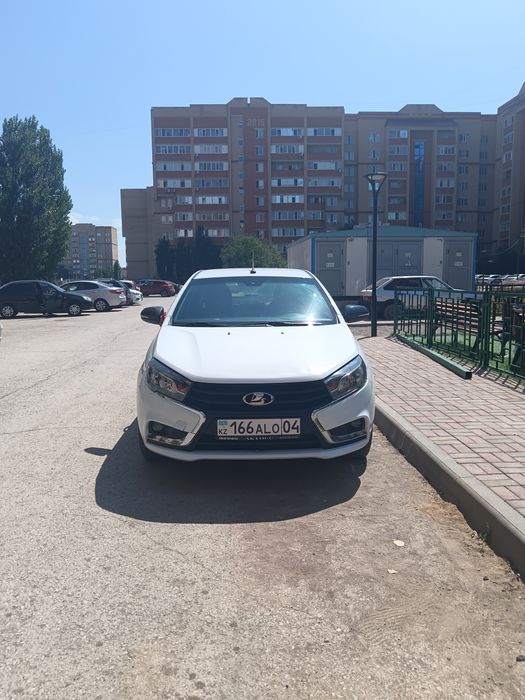 Продам легковой авто машина лада веста