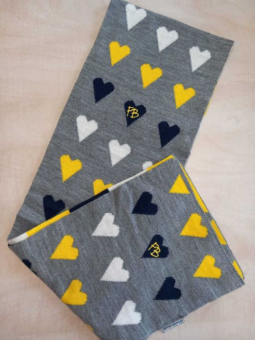 Оригинален фенски шал и детска тениска Фенербахче/ Fenerbahce