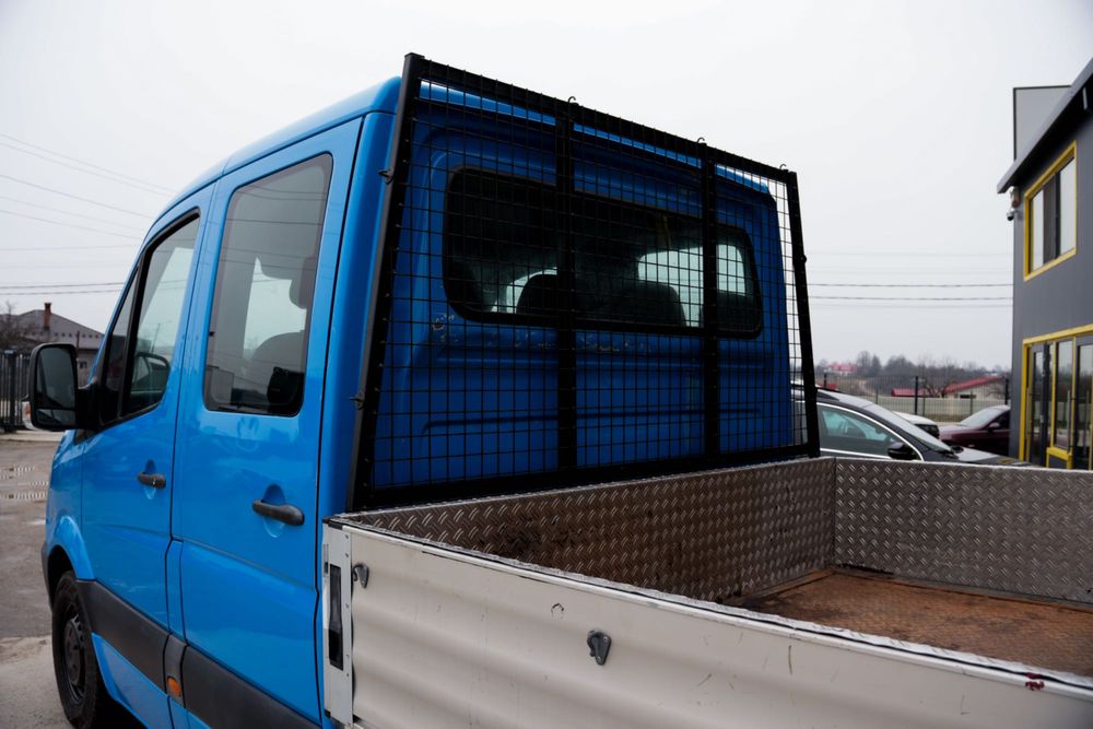 Vând Mercedes sprinter doka 6 locuri 213 facelift