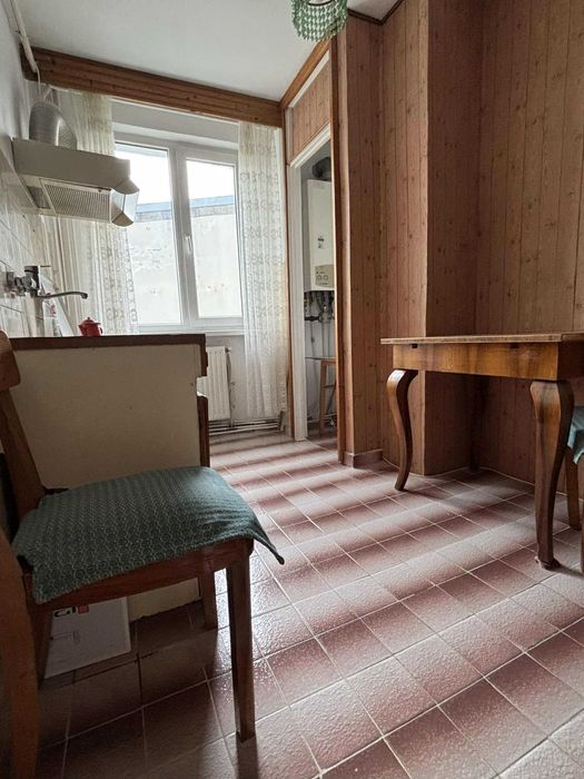 Apartament Centru - etaj intermediar