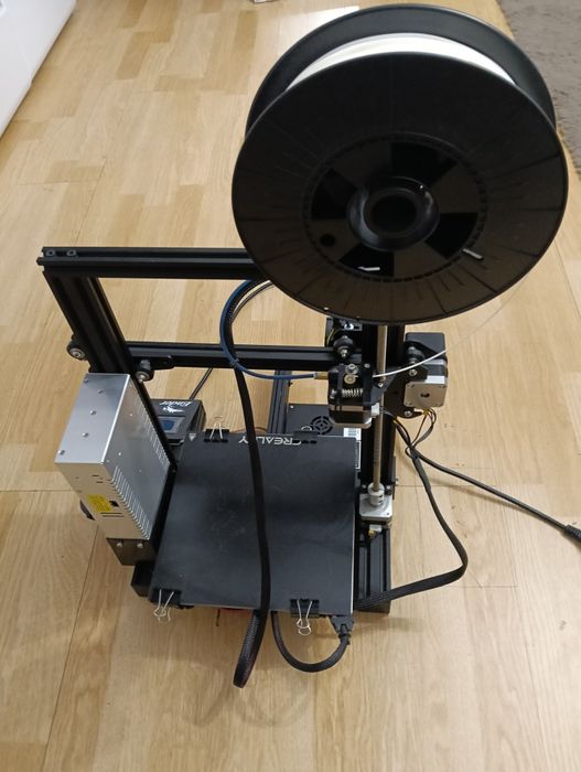 Imprimanta 3D Creality ender 3