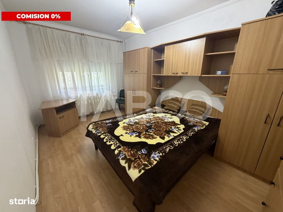 Apartament decomandat 2 camere parter boxa la subsol zona 1 Decembrie