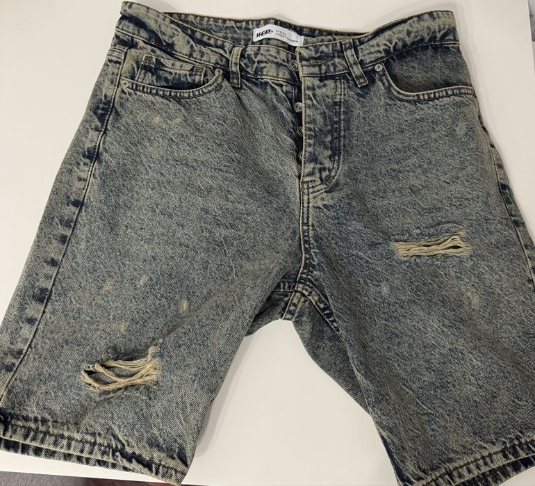 Blugi scurti,calitate foarte buna