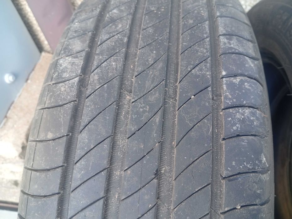Продавам летни гуми Michelin 215/65/17