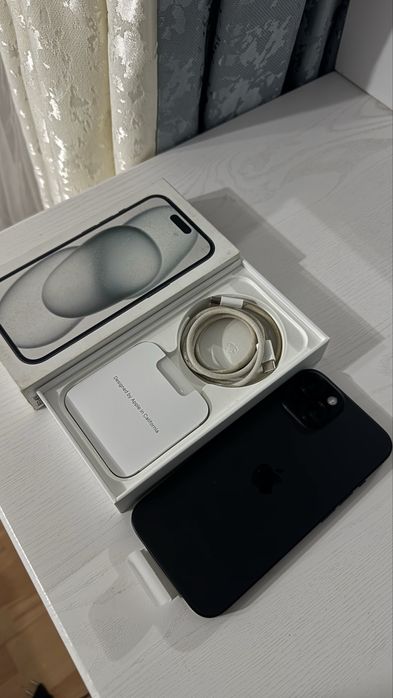 Продаю Iphone 15 128gb