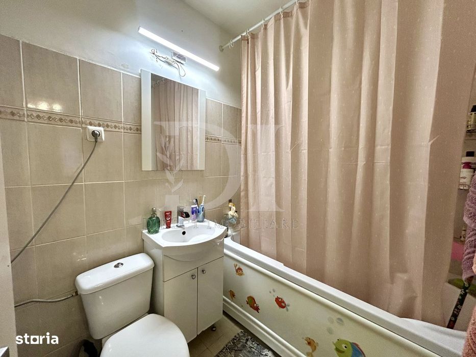 Apartament de vanzare / Zona Florilor / Floresti