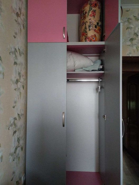 Комплект детской мебели, выполненный на заказ