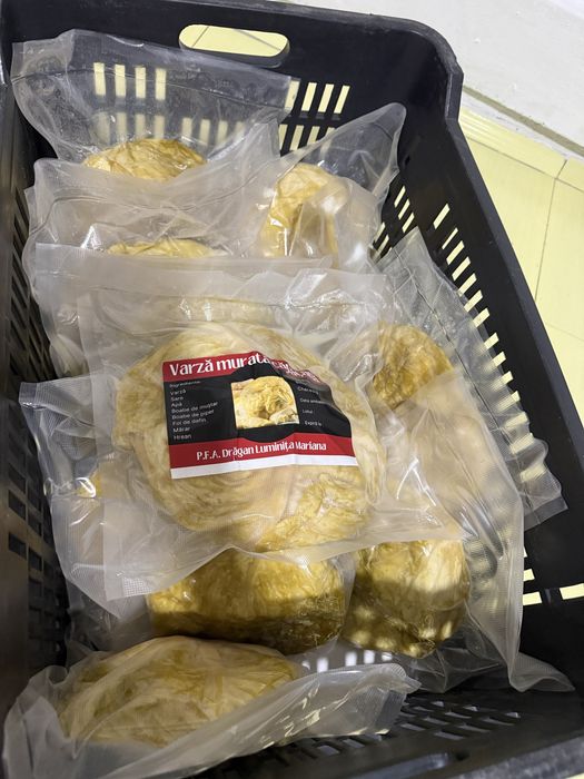 Varza murata taiata si capatana