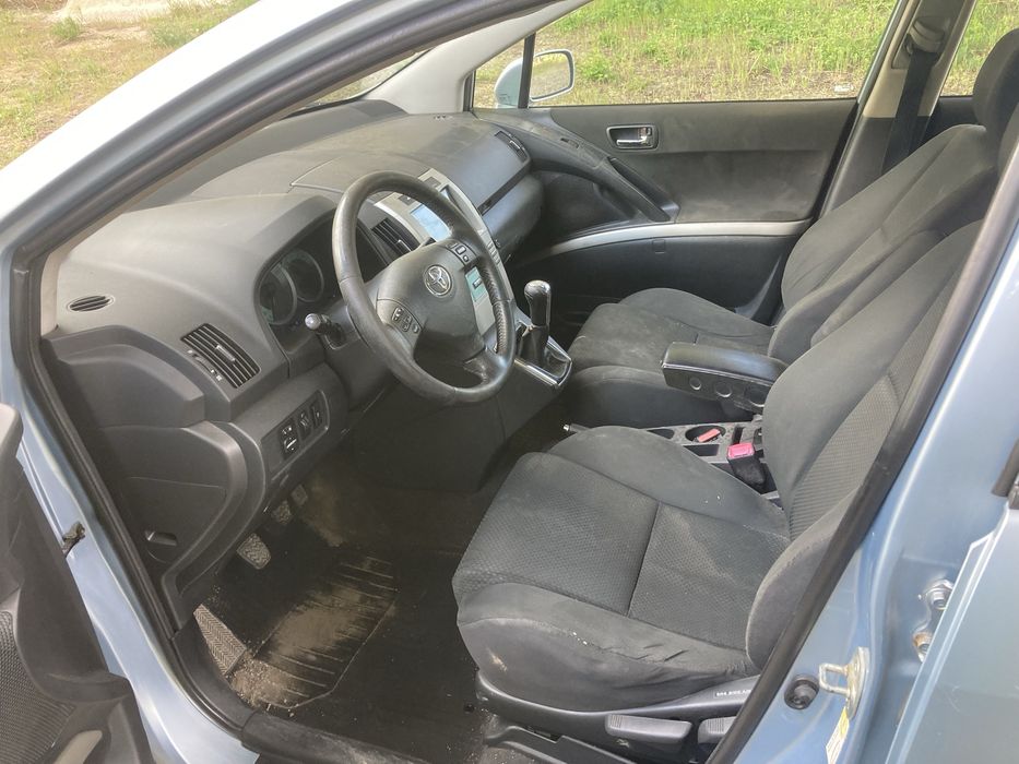 Тойота корола версо/toyota corolla verso 2.0D4D 116кс 04-06г