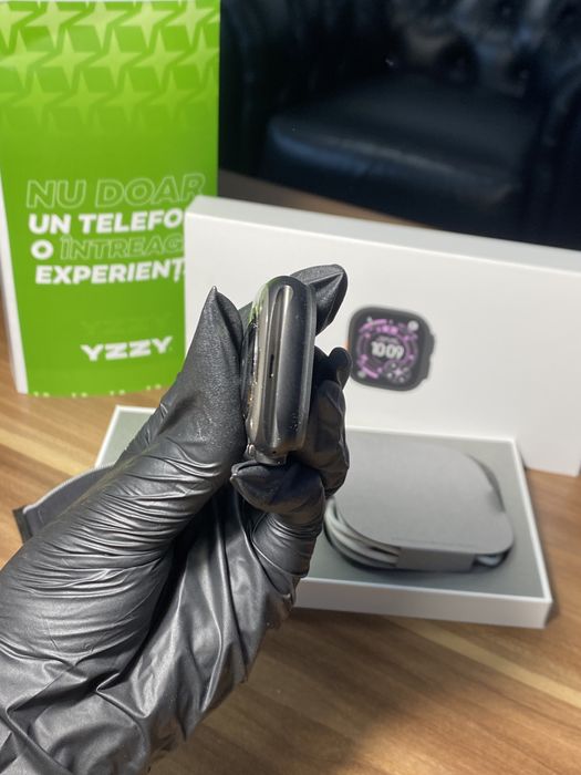 Apple Watch Ultra 3 / 49 mm / GPS / Black