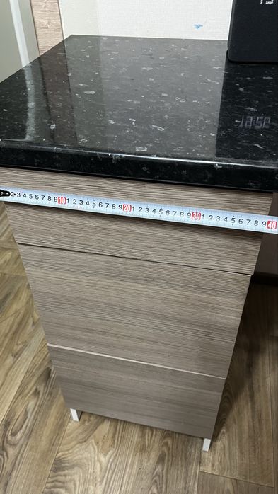 Продам кухонный гарнитур с техникой