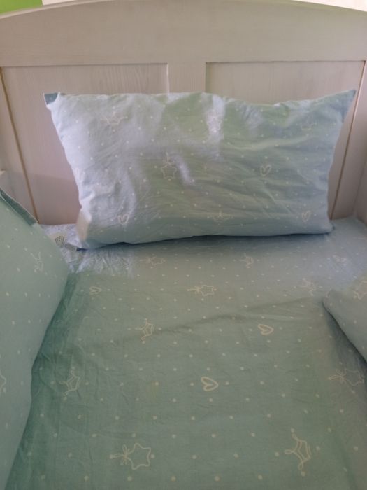 Обиколници за детска кушетка