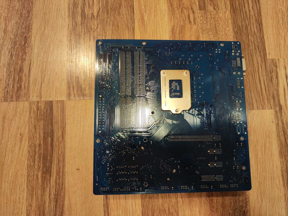 Дънна платка Gygabyte GA-H67MA-USB3-B3, i3-2100 и рам