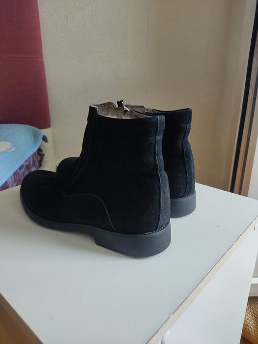 Продам сапожки новые