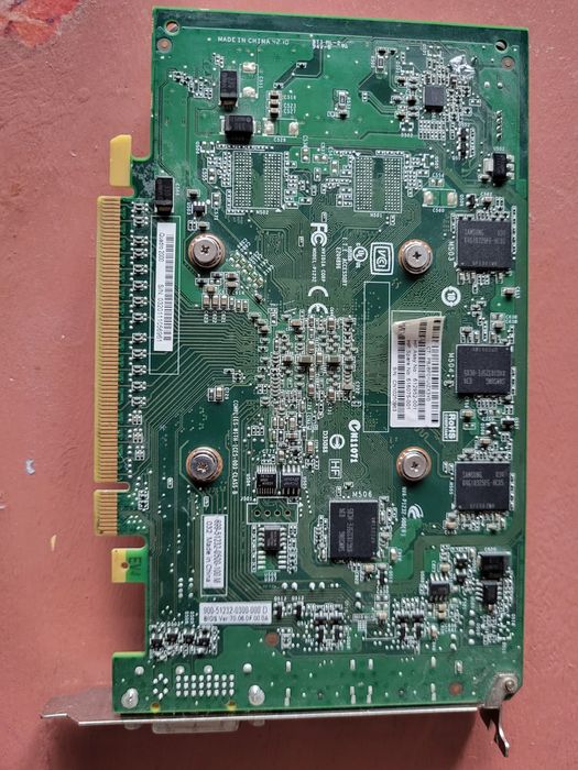 Lot 4 placi video de buget (GT210, GT420, GT430, QUADRO 2000)