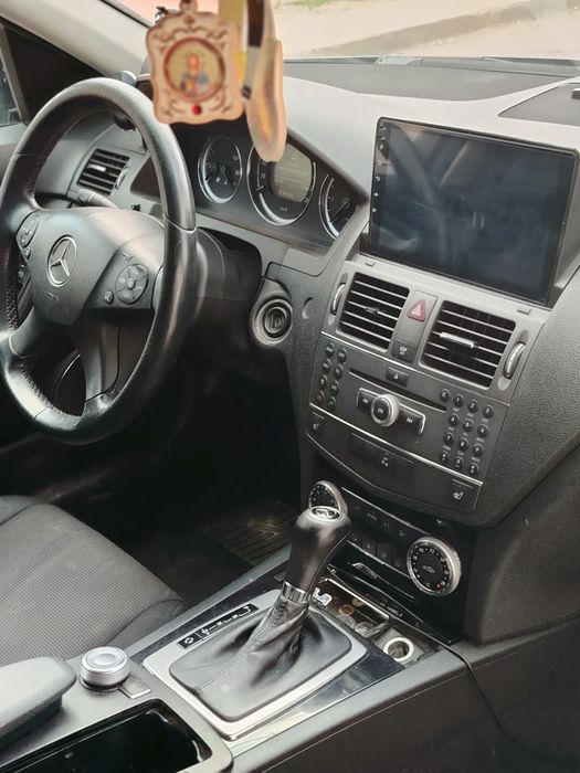 Mercedes c class 2010